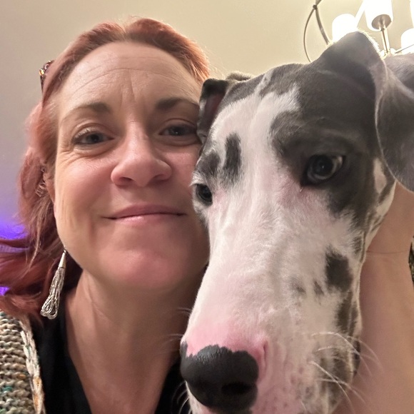 Meet your Posher, Alyson - Picture 4 of 8